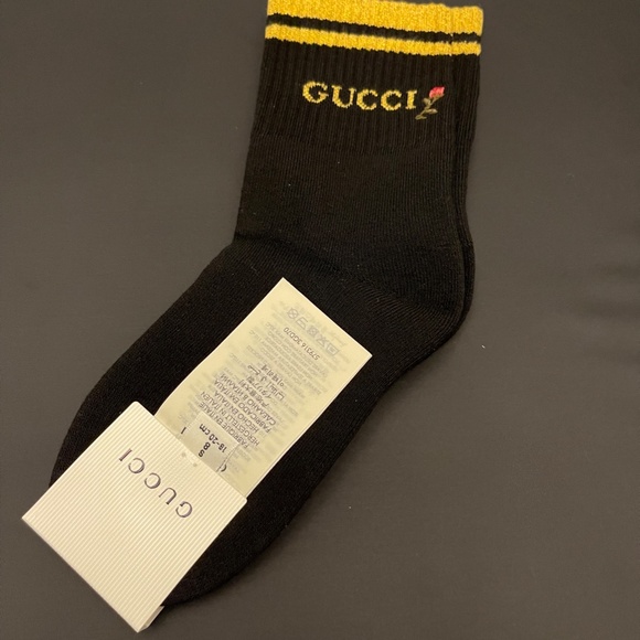 GUCCI Metallic Logo Crew Socks In Black Shiny Pong - Picture 5 of 9